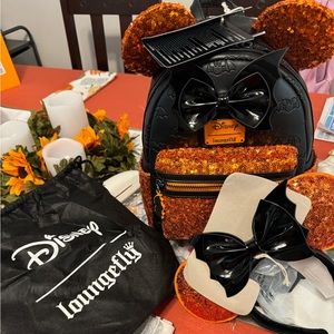 Disney Loungefly Halloween Minnie Mouse backpack and ears set!